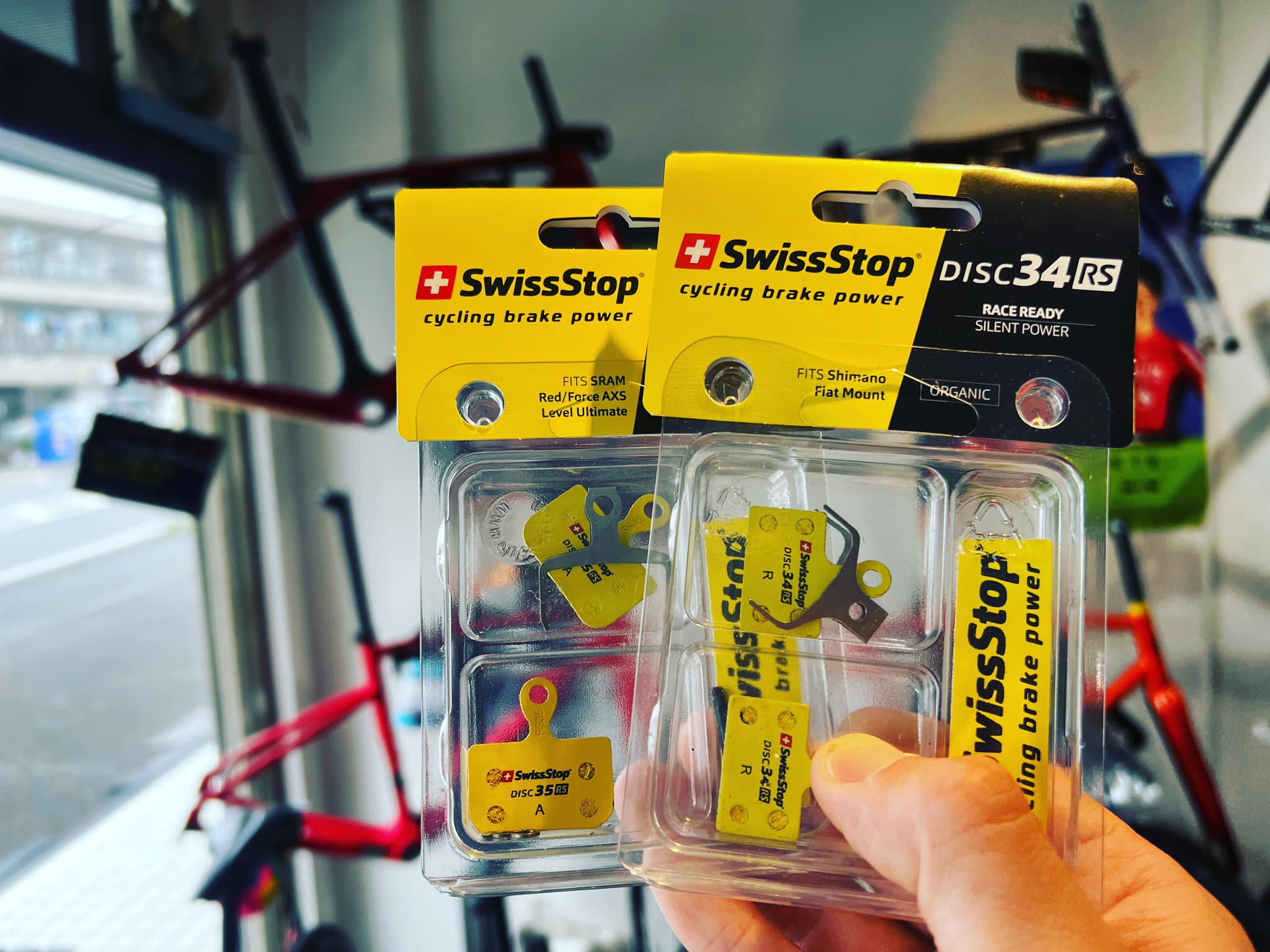 新品、未開封】ロードバイク 自転車ディスクブレーキパッド 2個セット